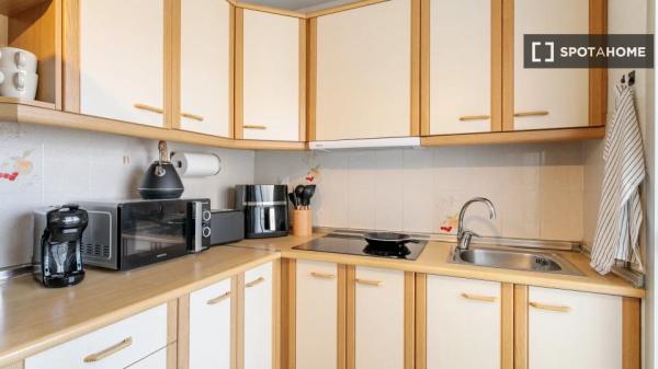 Room in shared apartment in Alicante