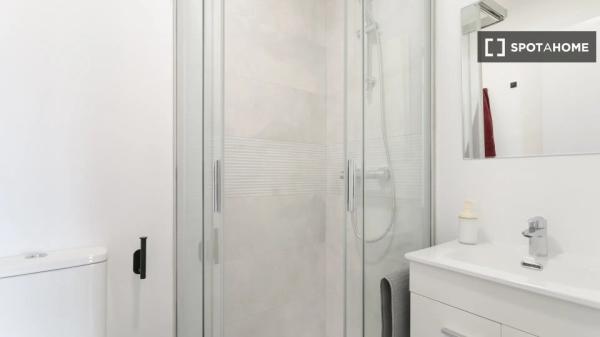 Habitación en piso compartido en Alicante