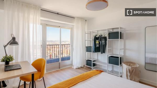 Habitación en piso compartido en Alicante