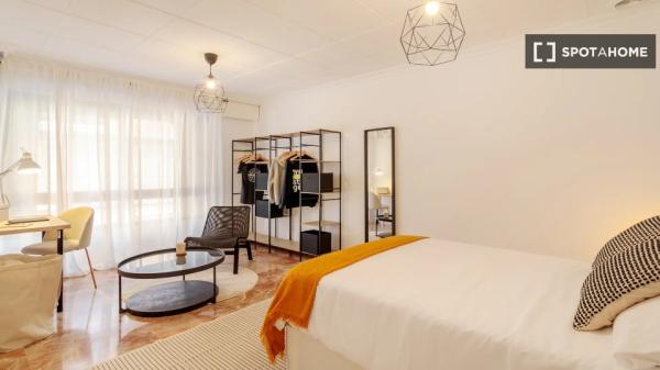 Chambre en colocation à Alicante