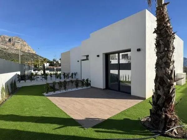 Villa terminada Polop