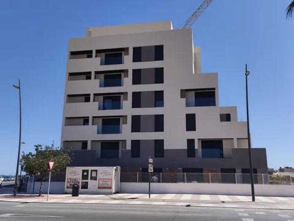 Local en venta en Avenida Reino de España, 44