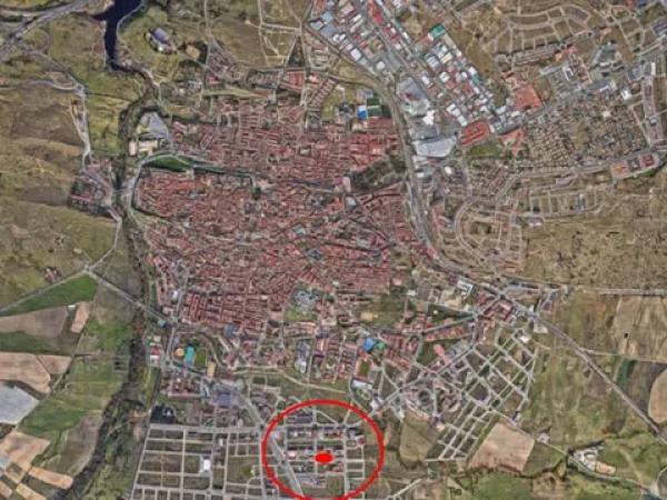 Chalet adosado en venta en calle Magnolio, 7