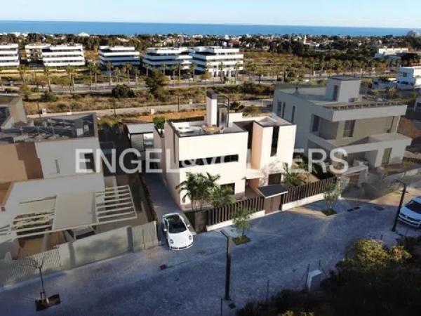 Unique Houses Sitges