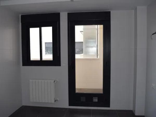 Piso en venta en avenida Juan Pablo II, 13