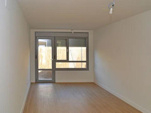 Chalet adosado en venta en calle de Toledano