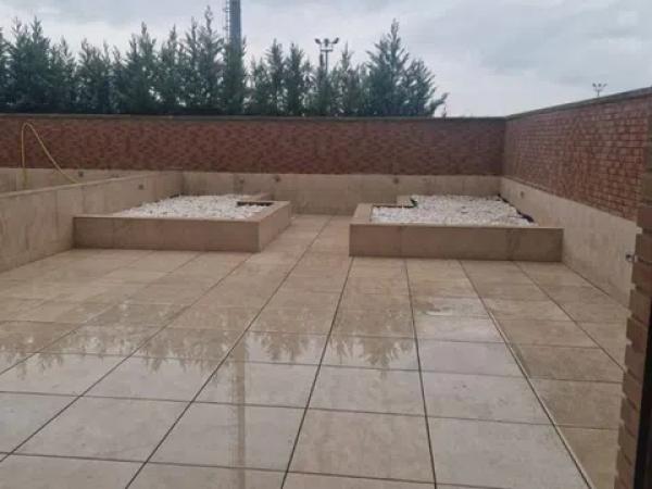 Chalet adosado en venta en calle Alzinar, 12