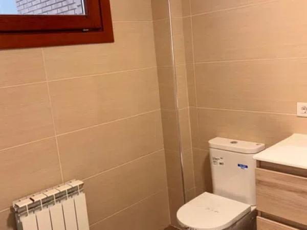 Chalet adosado en venta en calle Alzinar, 12