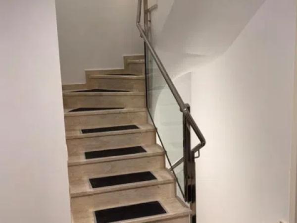 Chalet adosado en venta en calle Alzinar, 12