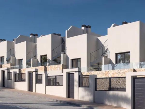 Chalet adosado en venta en calle La Cala Golf, 1