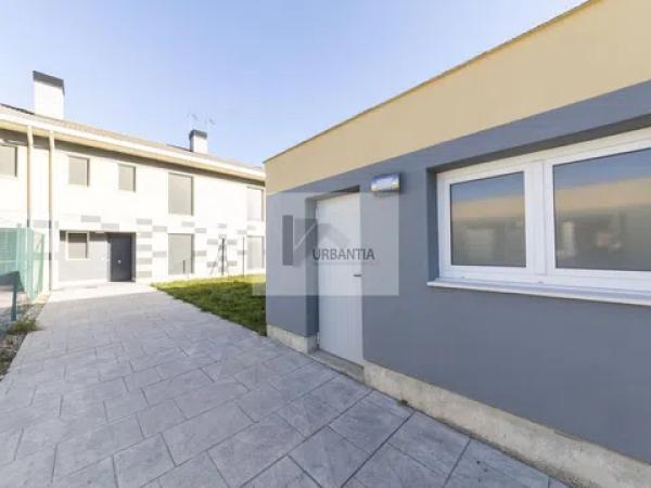 Chalet adosado en venta en paseo Río Robo, 32