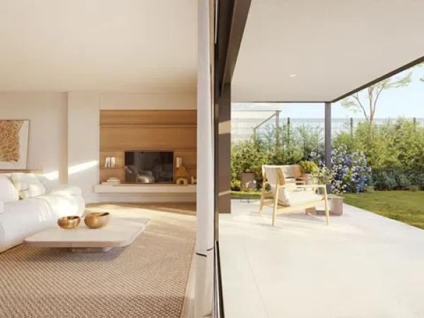 Chalet adosado en venta en calle Iturbero s/n