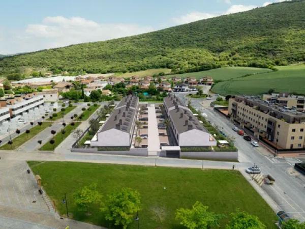 Chalet adosado en venta en calle Iturbero s/n