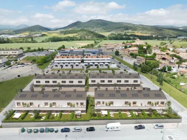 Chalet adosado en venta en calle Iturbero s/n