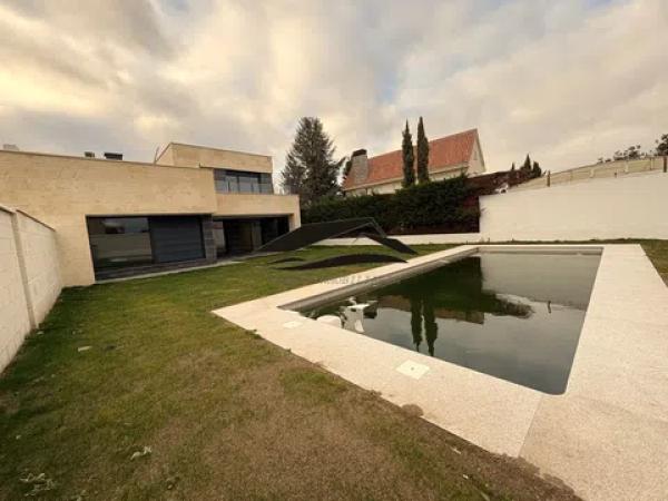 Urbanización Valdelagua