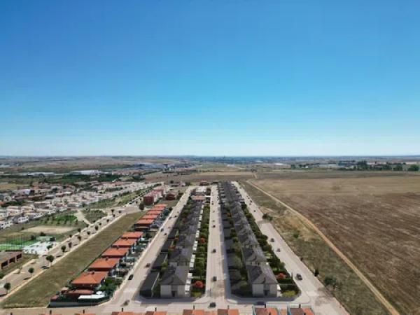 Chalet adosado en venta en calle Escobal, Sector Ur-R, 9