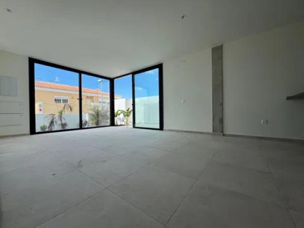 Casa o chalet independiente en venta en calle Chincanayro, 3