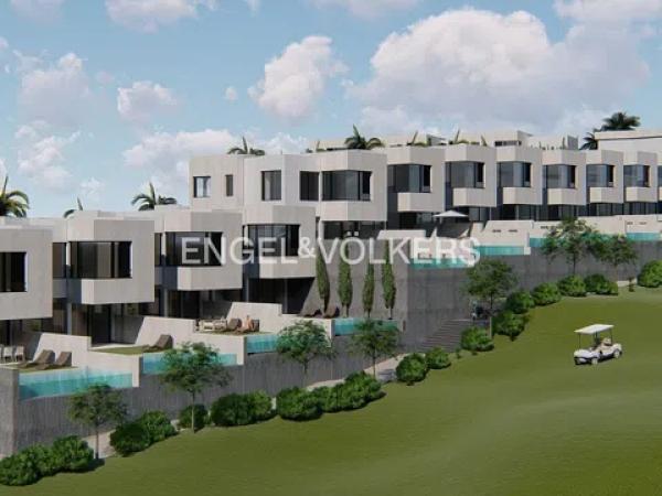 Aurum Golf Villas