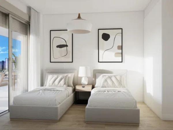 Piso en venta en avenida Adeje 300, 17