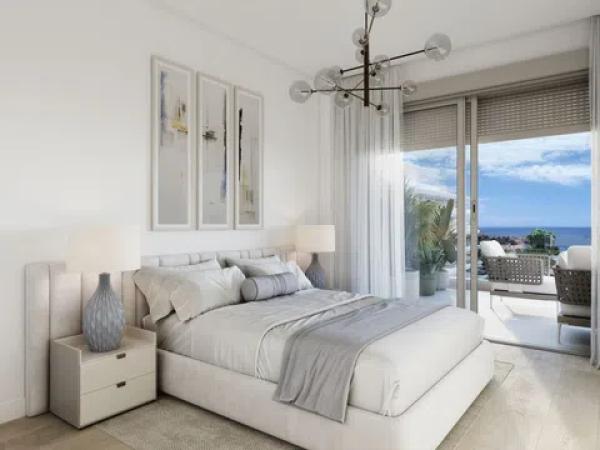 Piso en venta en avenida Adeje 300, 17