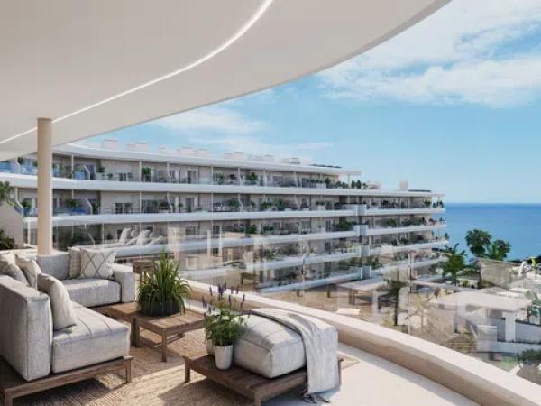 Piso en venta en avenida Adeje 300, 17