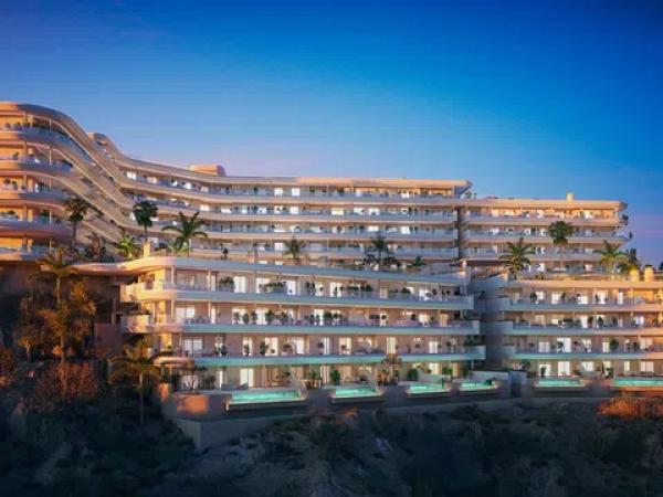 Piso en venta en avenida Adeje 300, 17