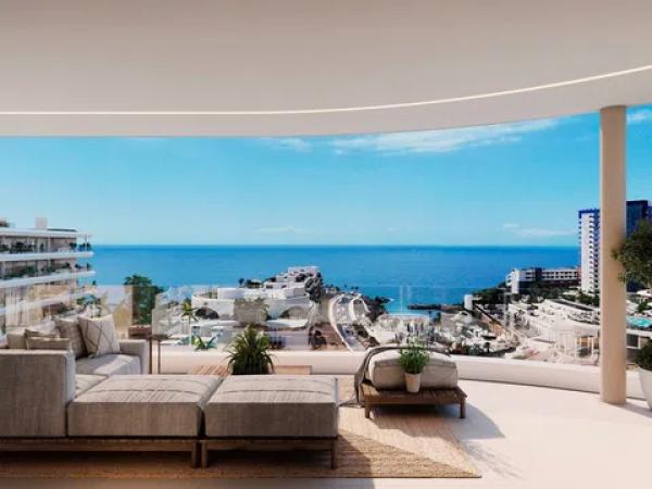 Piso en venta en avenida Adeje 300, 17