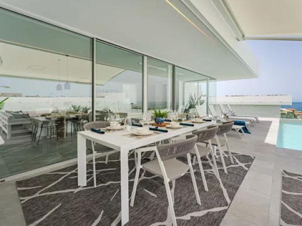 Casa o chalet independiente en venta en calle Nivaria, 23