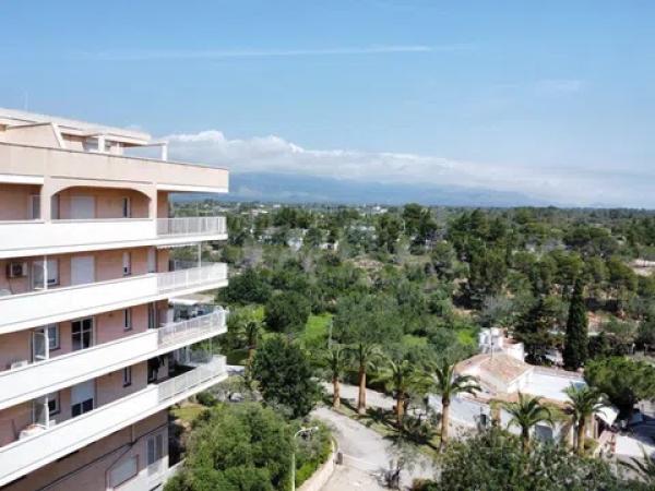 Piso en venta en Ramon i Cajal, 34