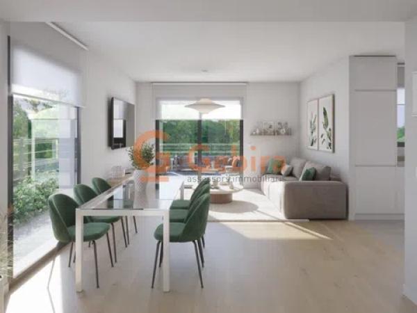 tres viviendas en calle Romaní