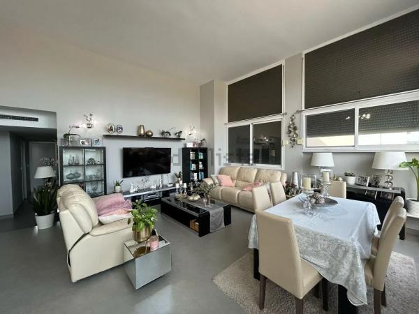 Ático en calle Gregal