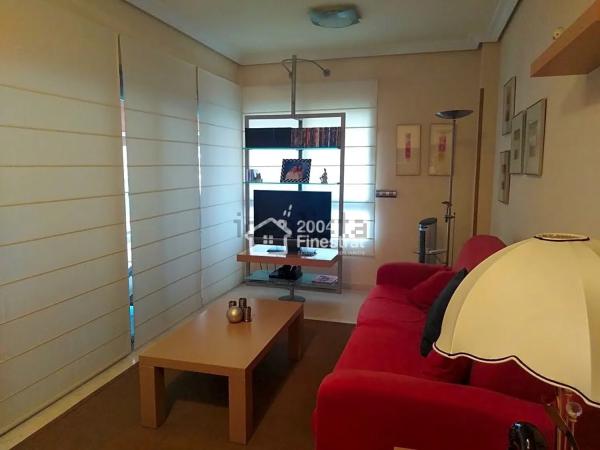 Piso en calle Gregal