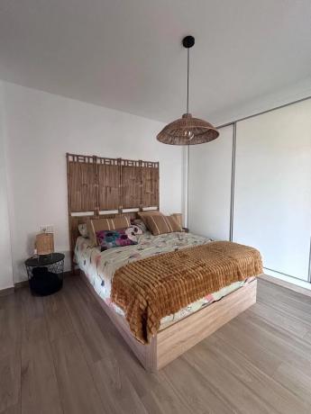 Piso en calle Madroño, 35