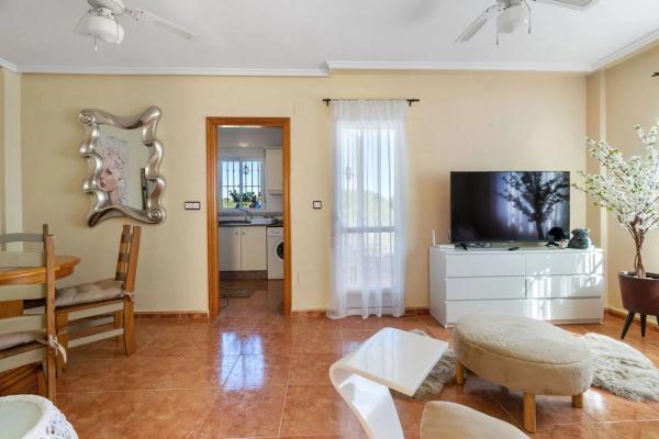 Chalet adosado en calle Lago - Edf. Lakeside Mews s/n