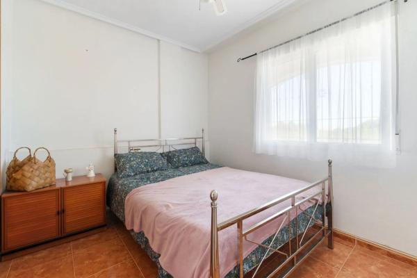 Chalet adosado en calle Lago - Edf. Lakeside Mews s/n