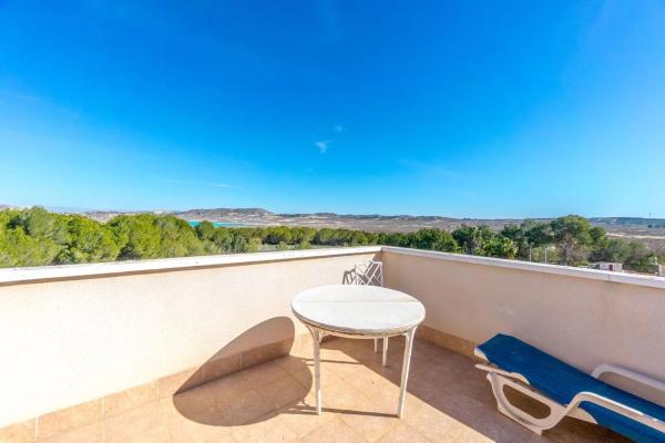 Chalet adosado en calle Lago - Edf. Lakeside Mews s/n