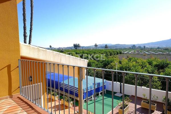 Casa independiente en camino Fabregat