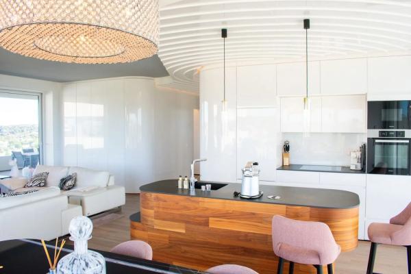 Piso en avenida de las Colinas, 44