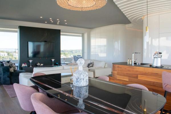 Piso en avenida de las Colinas, 44