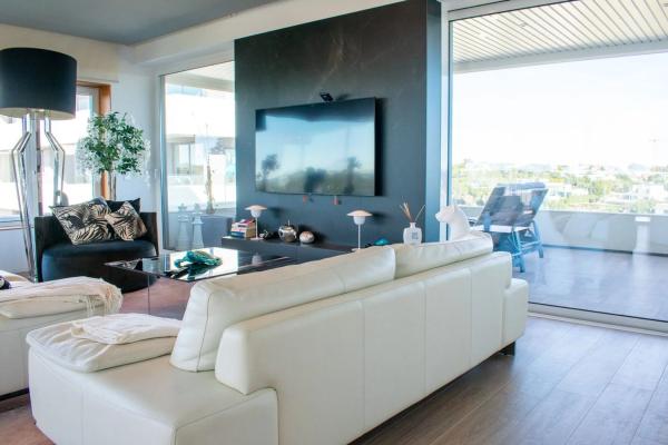 Piso en avenida de las Colinas, 44