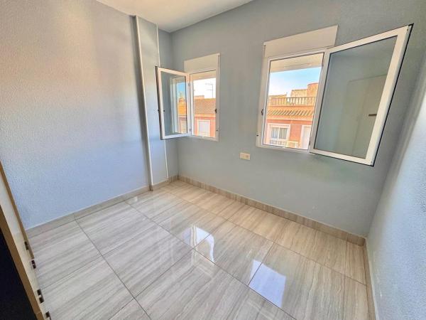 Dúplex en calle la Acequia