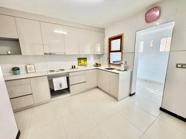 Dúplex en calle la Acequia