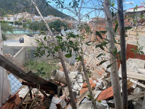 Casa de pueblo en calle Divina Pastora