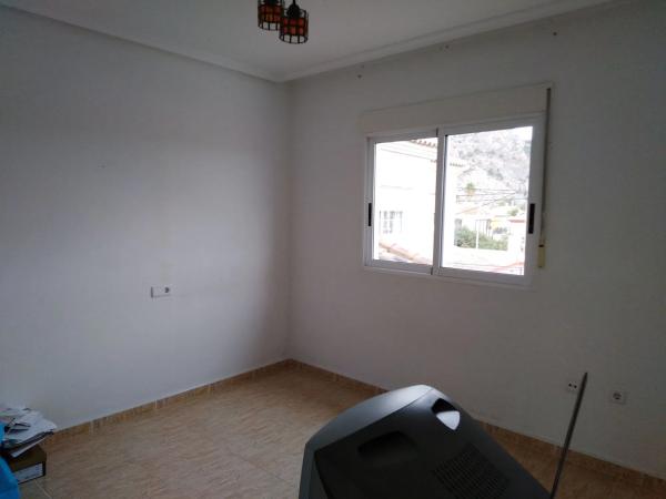 Chalet adosado en calle Las Escuelas, 3