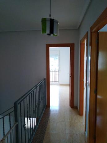 Chalet adosado en calle Las Escuelas, 3