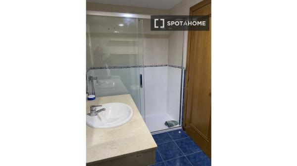 Apartamento de 2 dormitorios en alquiler en L'Olivereta, Valencia