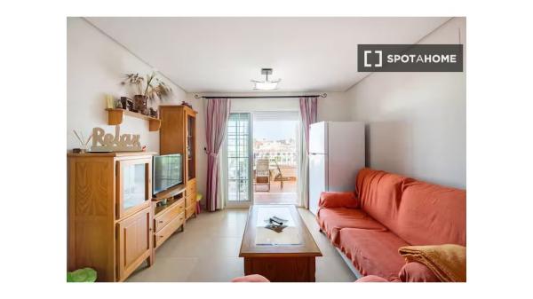 Piso en alquiler de 2 habitaciones en Pilar de la Horadada