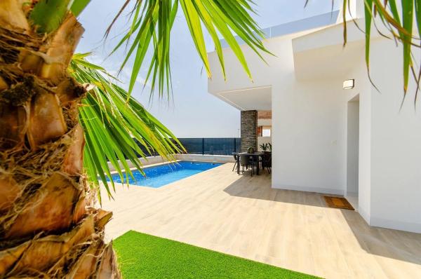 Casa independiente en calle Melocotonero