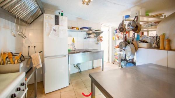 Casa terrera en camino Path Path Path de Cofer