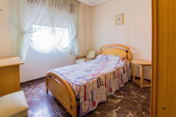 Casa independiente en calle Federico García Lorca, 3